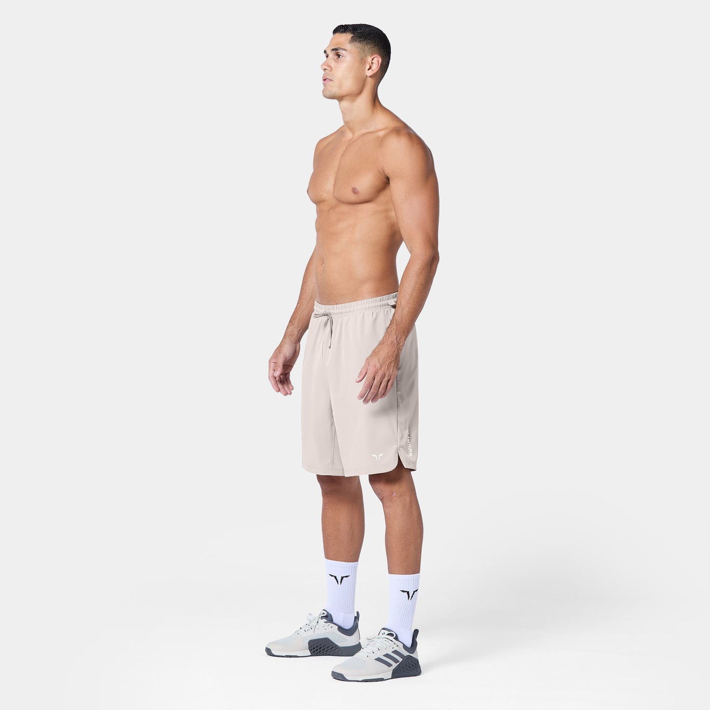 شورت فاونديشن 9"- فضي مطفي