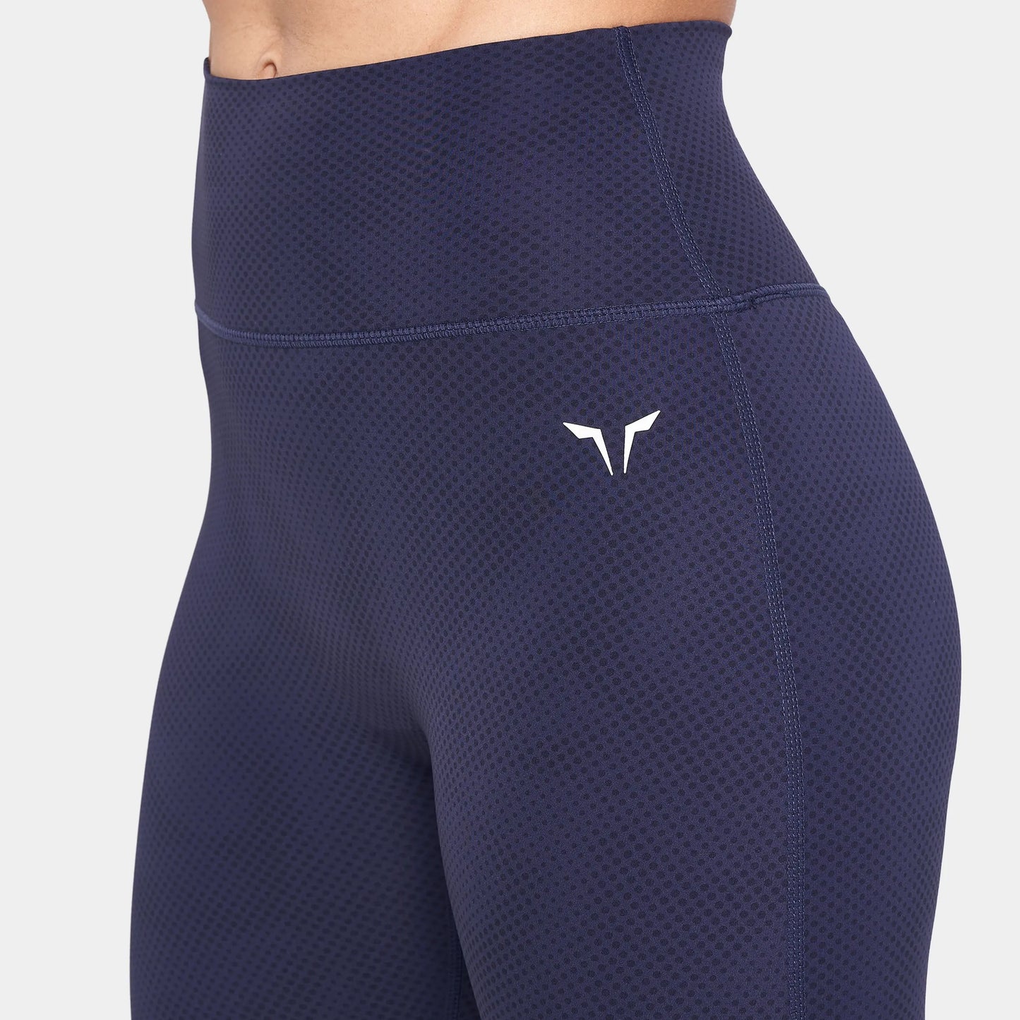 كور أجايل أ سي تي 27 انش ليقينز 2.0 - طبعة كحلي و أزرق كلاسيكي