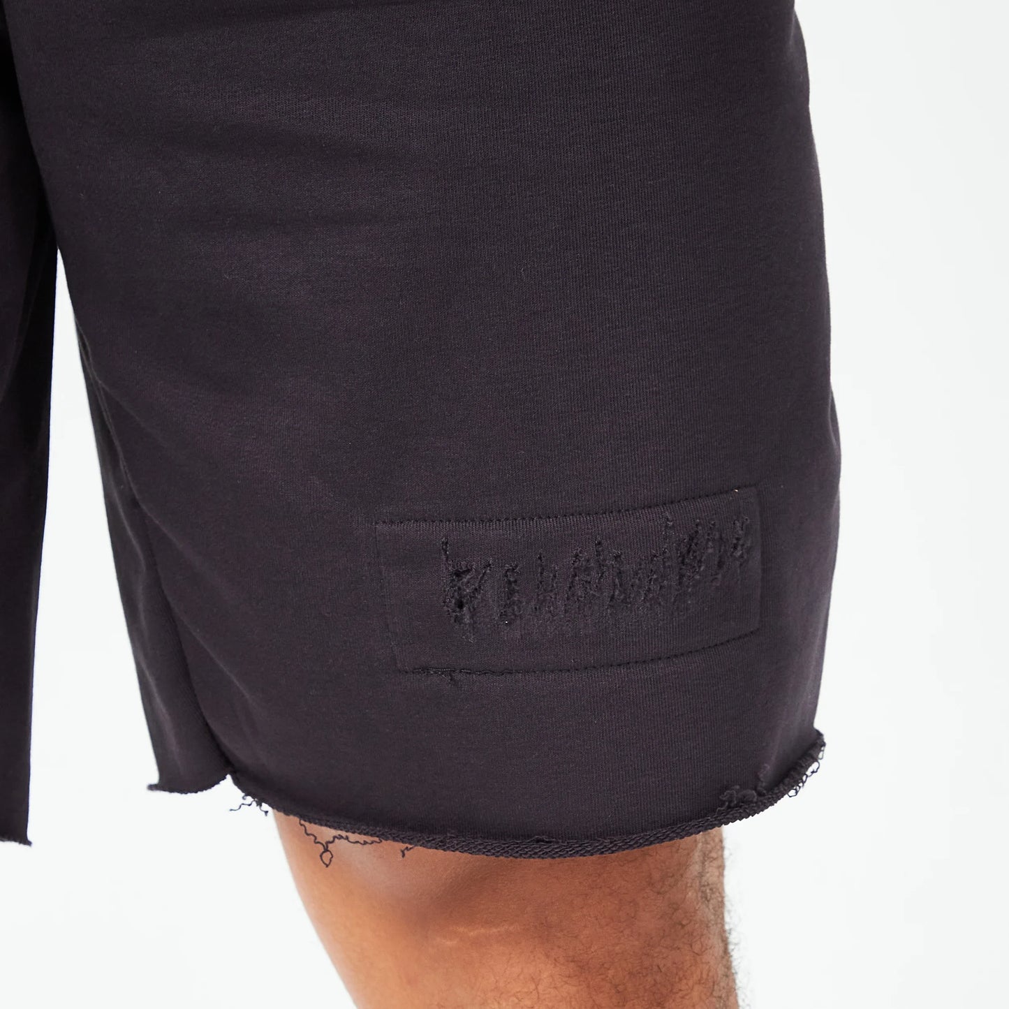 شورت جولدن إيرا ريبد - أسود