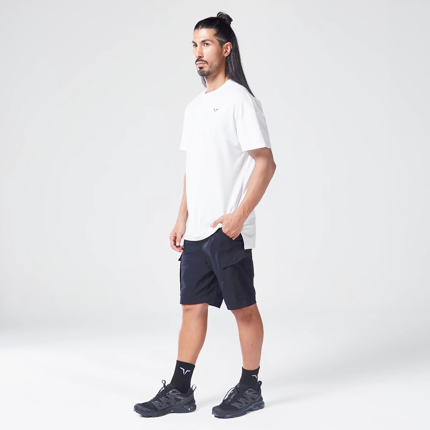 ايسينشال تيشيرت فضفاض -أبيض لؤلؤي