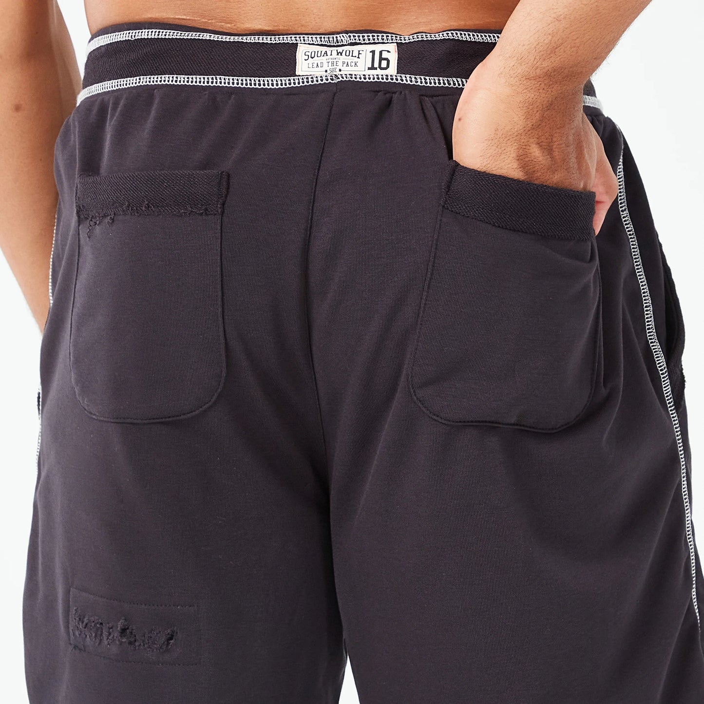 شورت جولدن إيرا ريبد - أسود