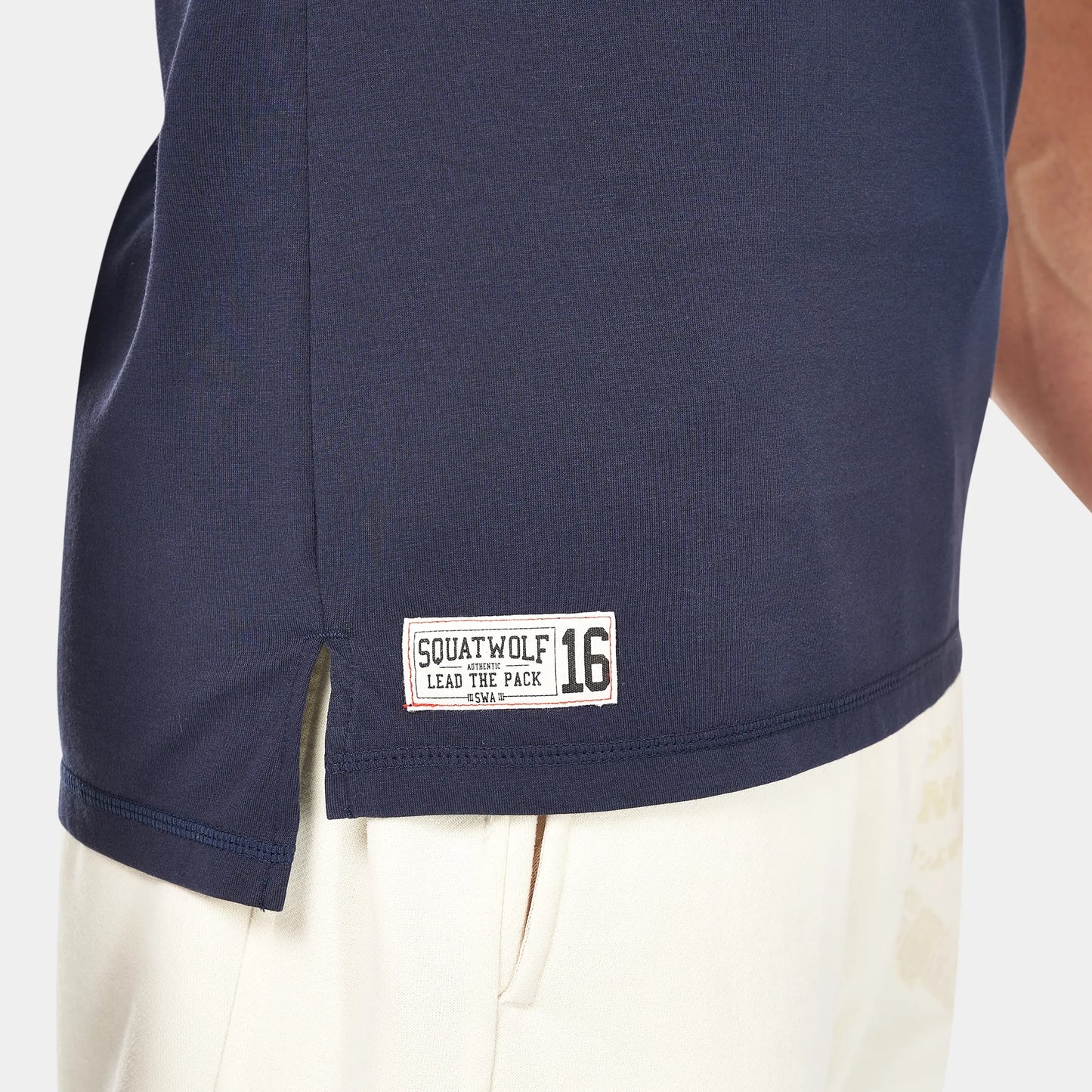 تيشيرت رغلان جرافيكي رياضي - كحلي