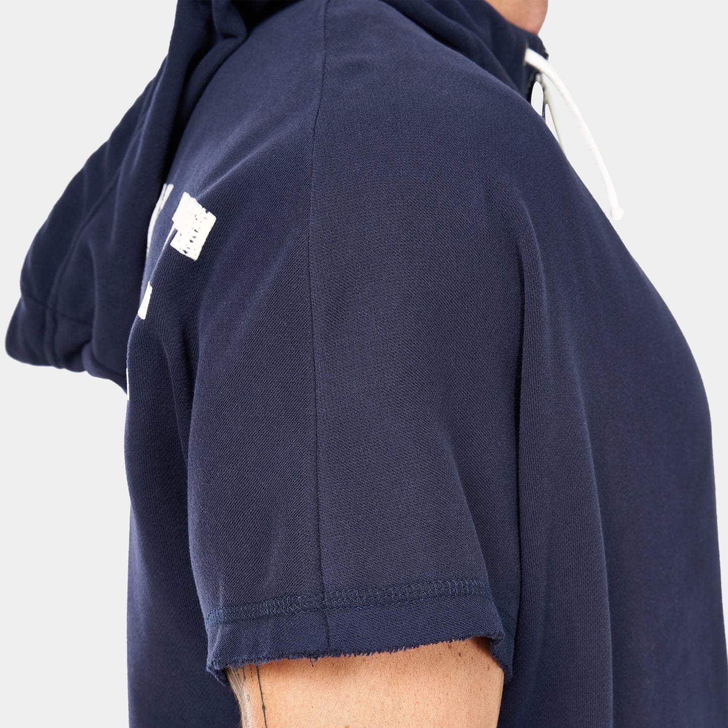 جولدن إيرا ثروباك هودي - كحلي