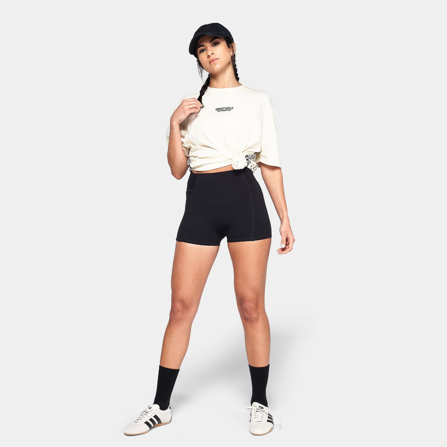 شورت 3 انش - أسود