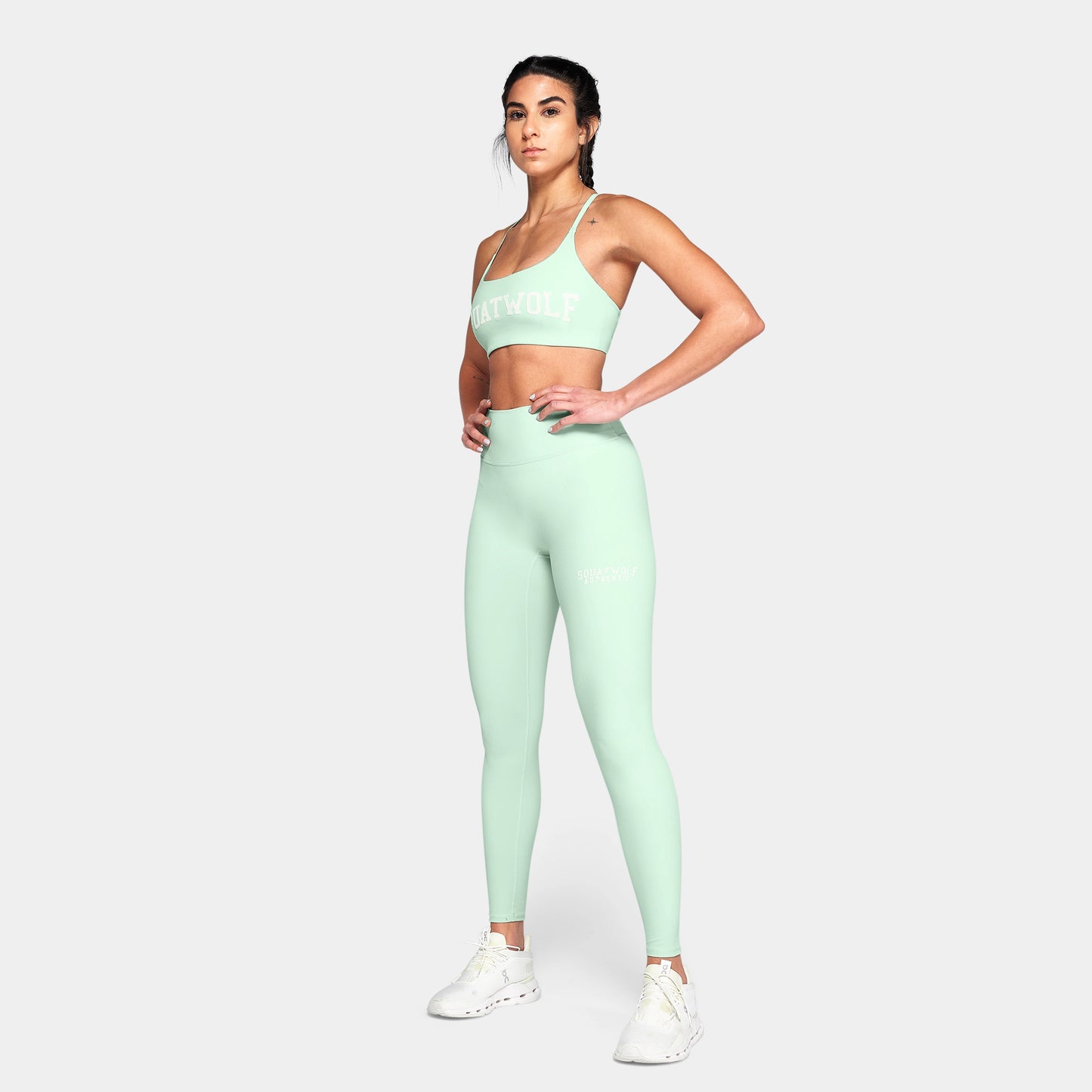 فيرسيتي ليقينز - أكوا فاتح