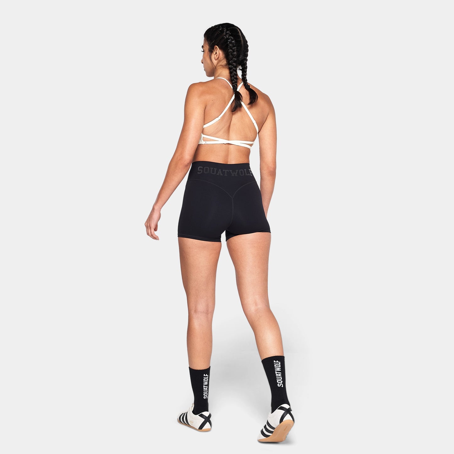 شورت 3 انش - أسود