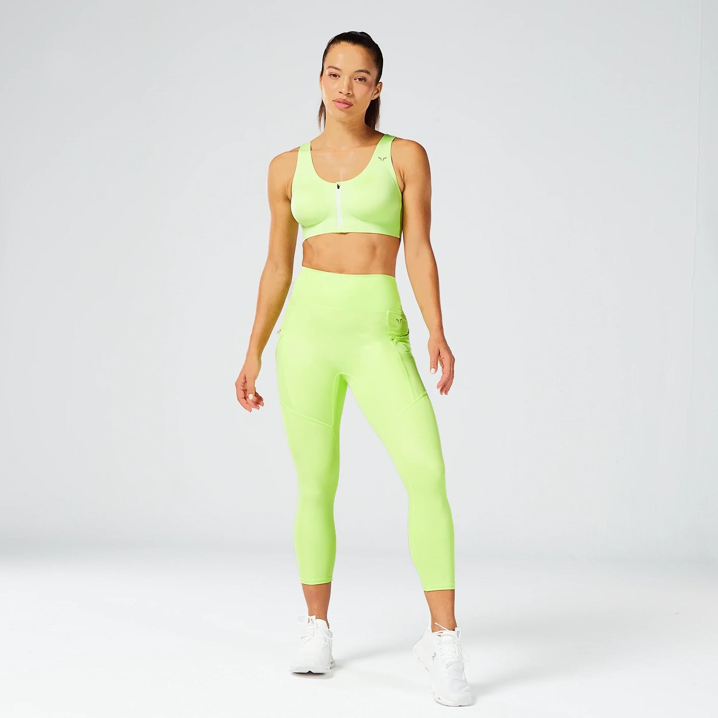 حمالة صدر بيرفورمانس لاب °360 بسحاب - أخضر فاقع