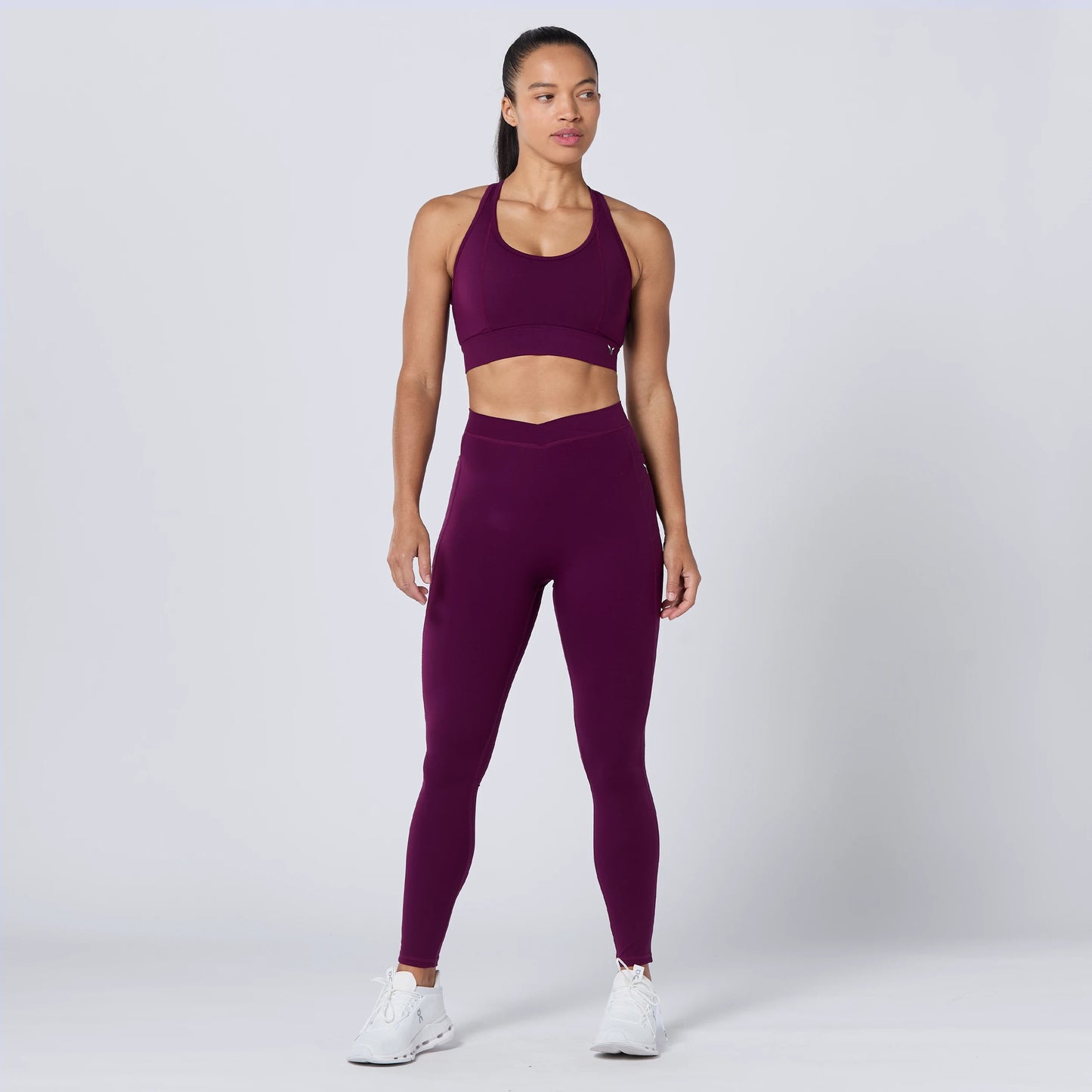 حمالة صدر هيرا عملية 2.0 -  طبعة كرزي داكن