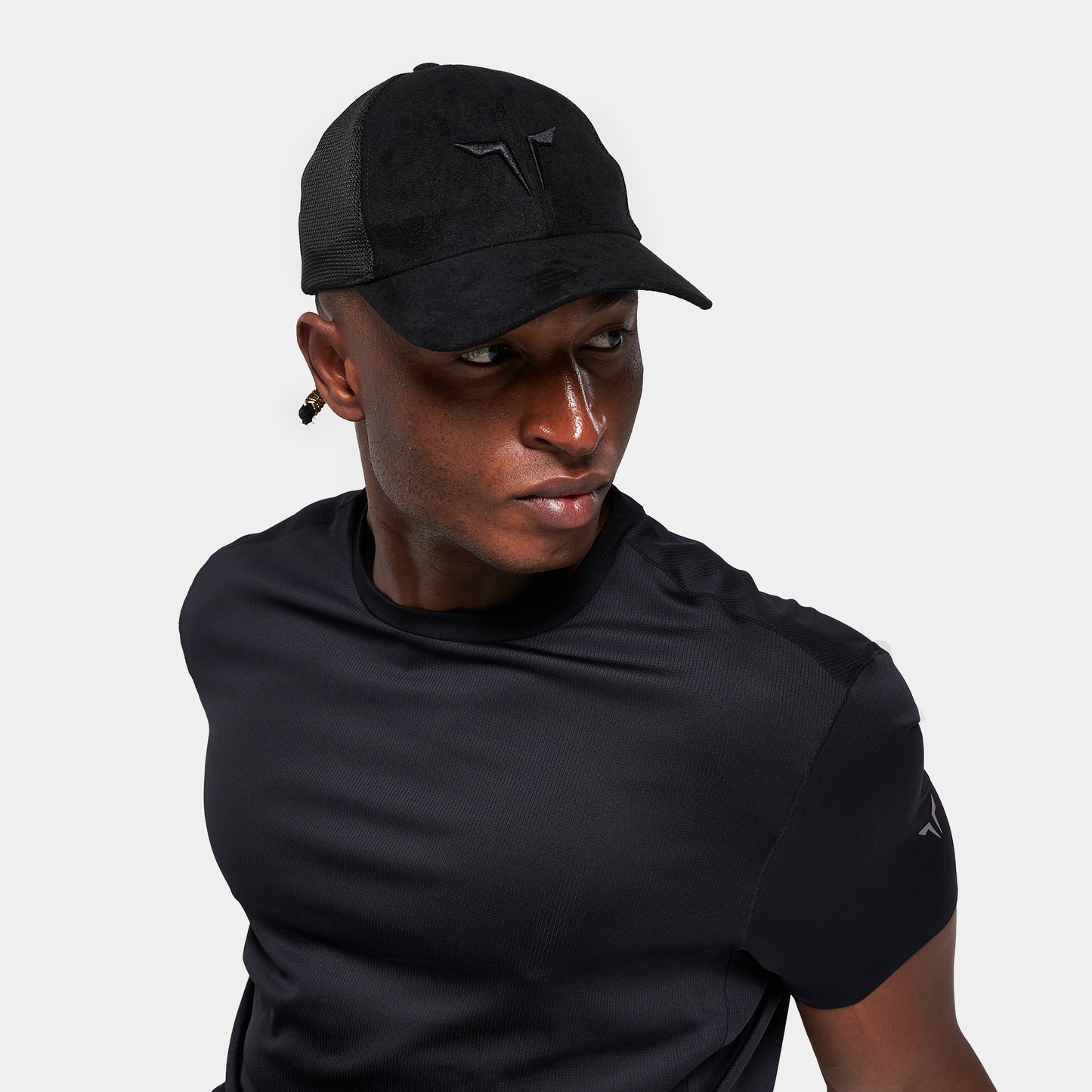 قبعة وولف تراكر - أسود v2 