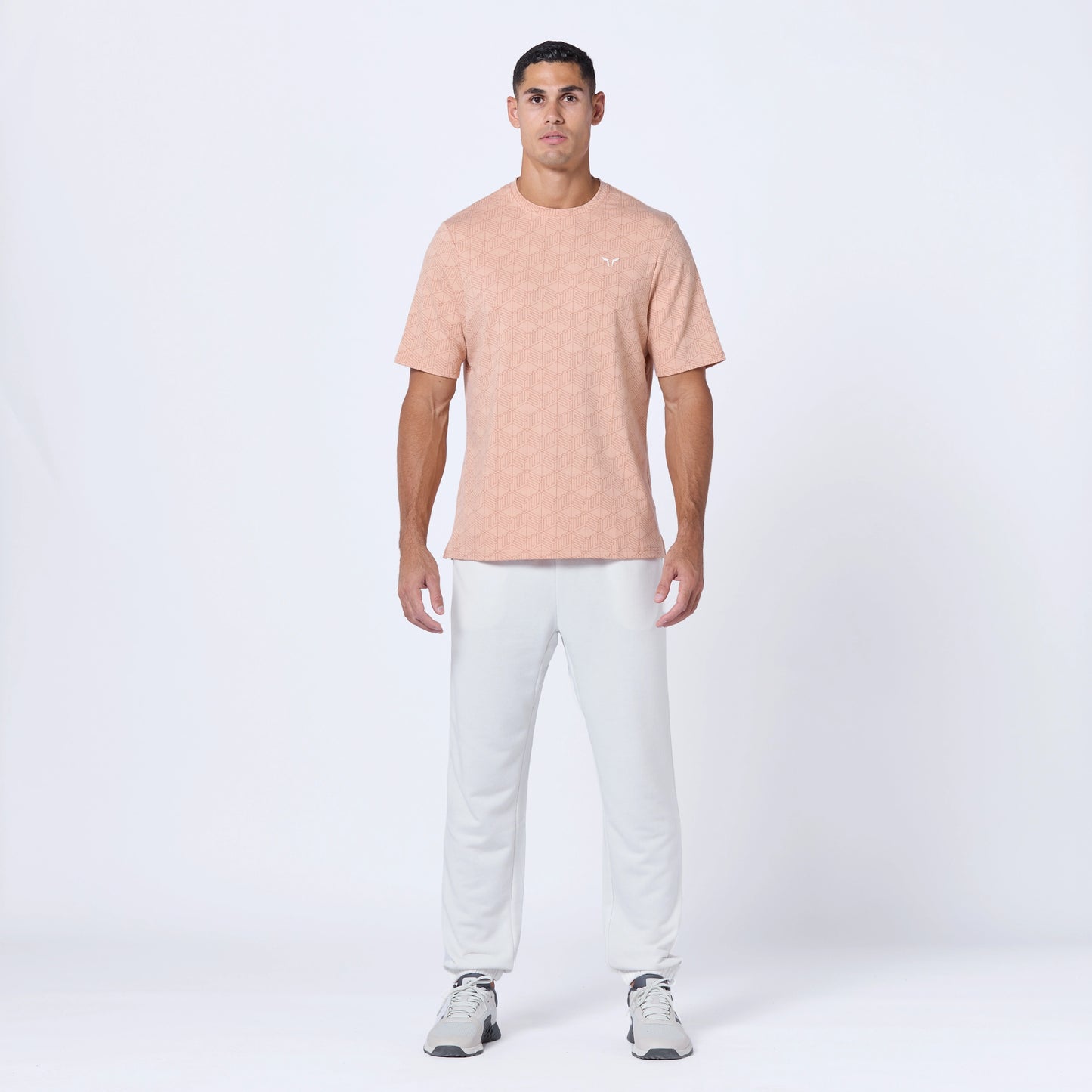 جوقرز ايسينشال اكتيف -  أبيض لؤلؤي