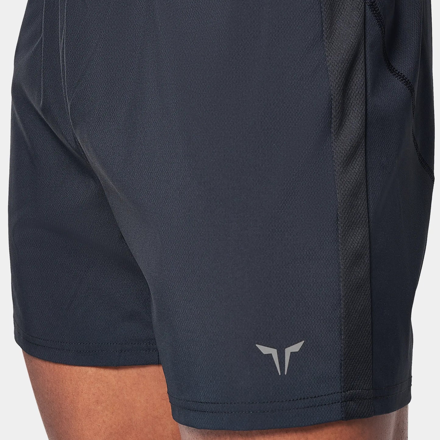 لاب 360° إمباكت شورت 5 انش - أسود