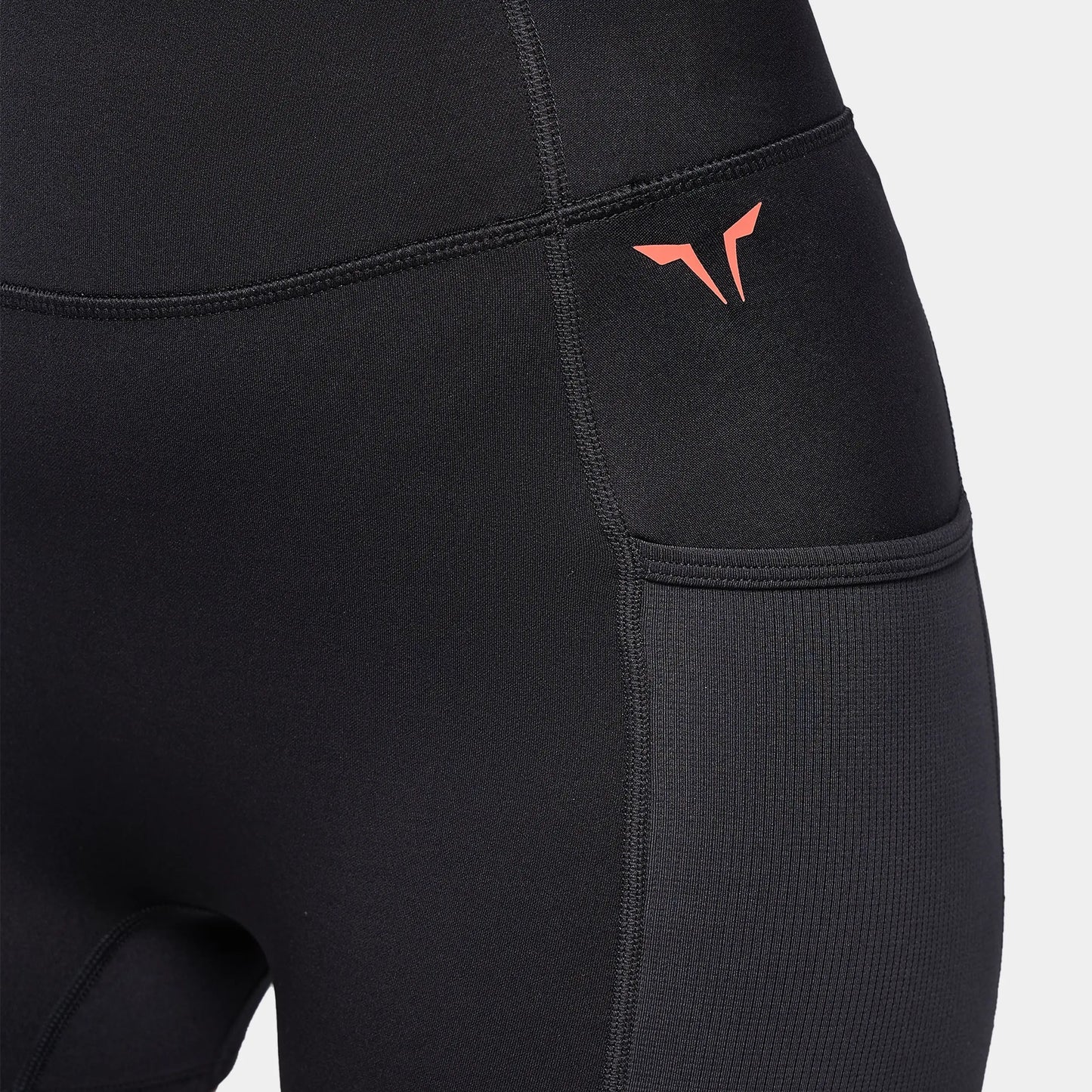 لاب 360° شورت أكت دراي® 3 انش - أسود