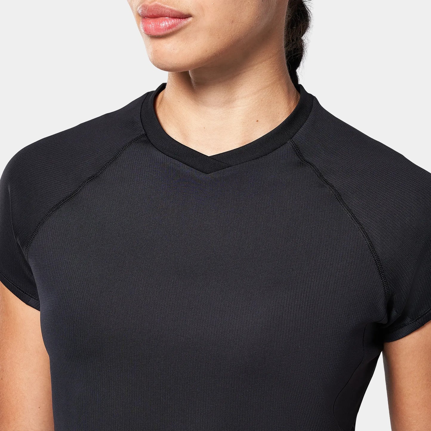 لاب 360° تيشيرت تي دراي® بفتحة رقبة  V - أسود