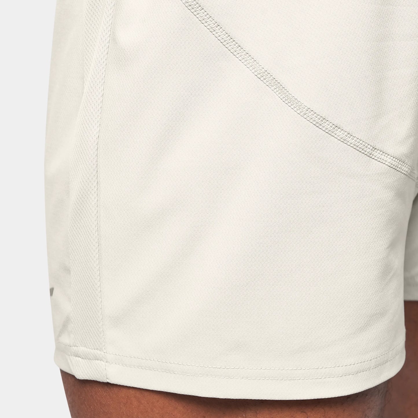 لاب 360° إمباكت شورت 5 انش - فضي مطفي