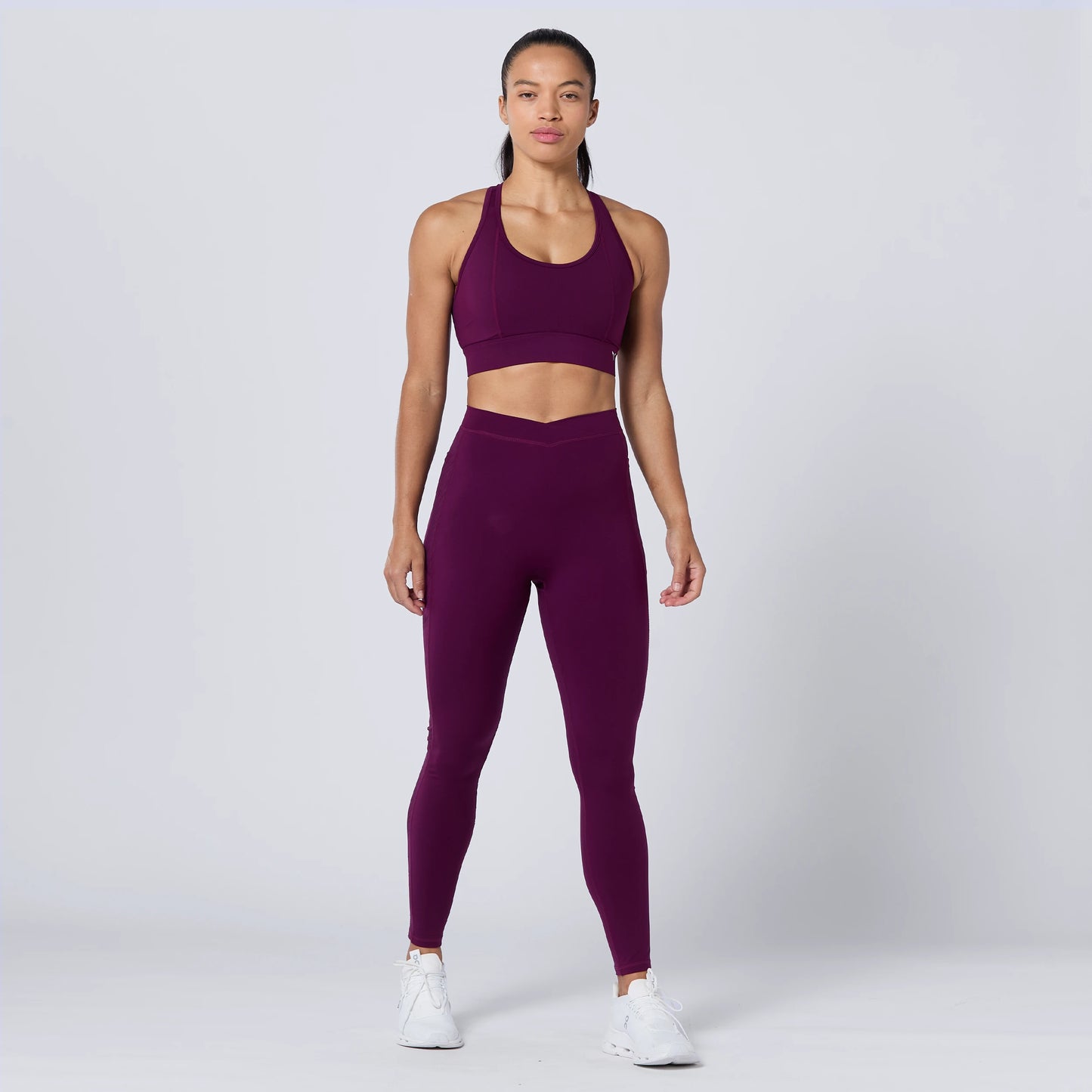 حمالة صدر هيرا عملية 2.0 -  طبعة كرزي داكن