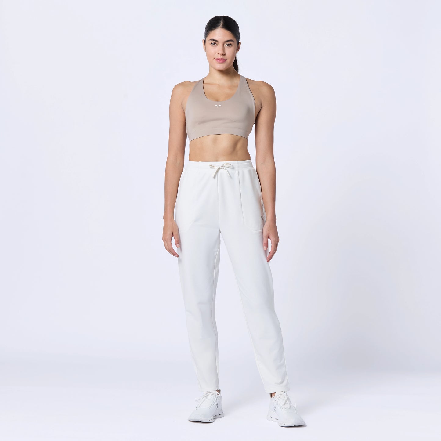 جوقرز ايسينشال بقصة عادية -  أبيض لؤلؤي