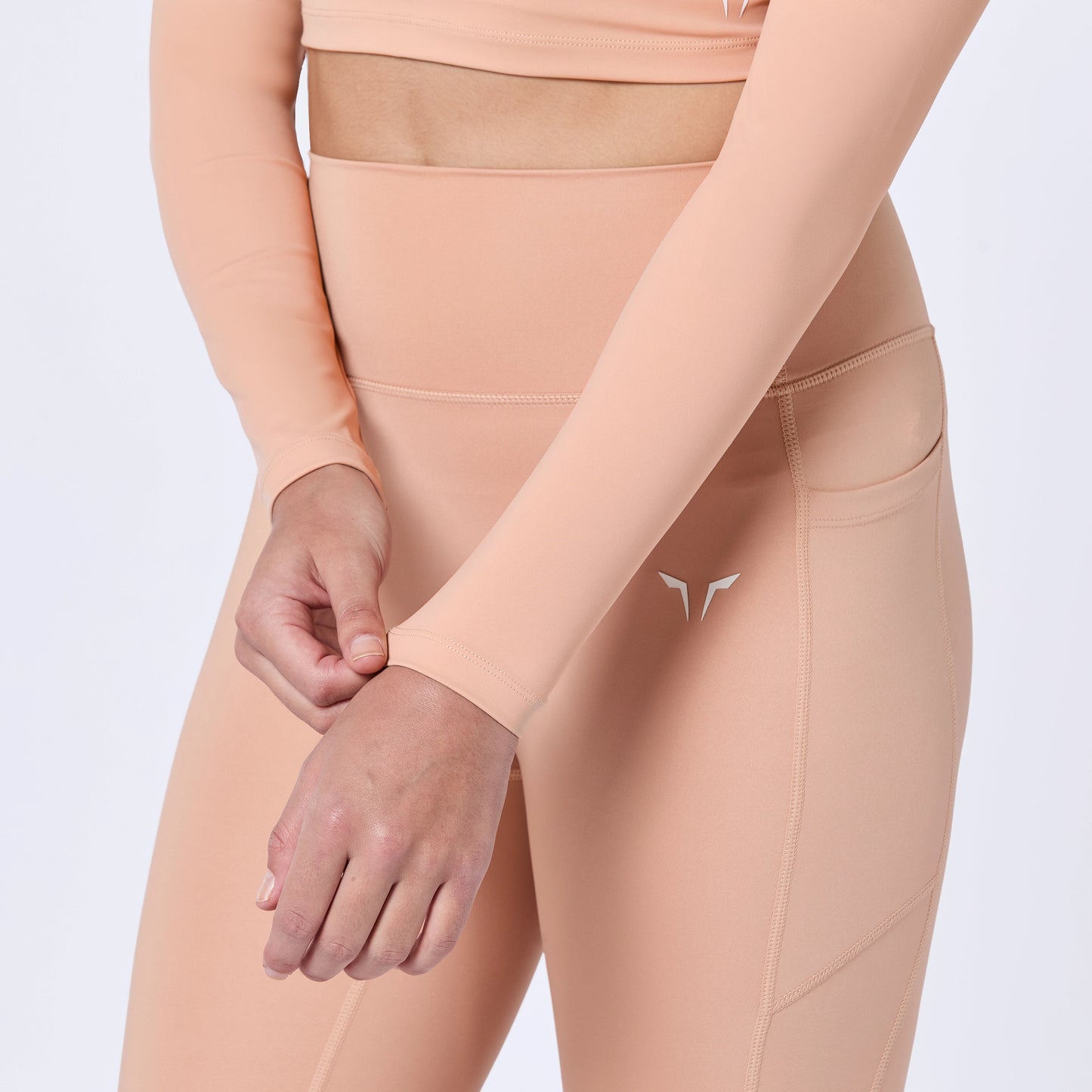 توب ايسينشال  واريور 2.0 -سكري