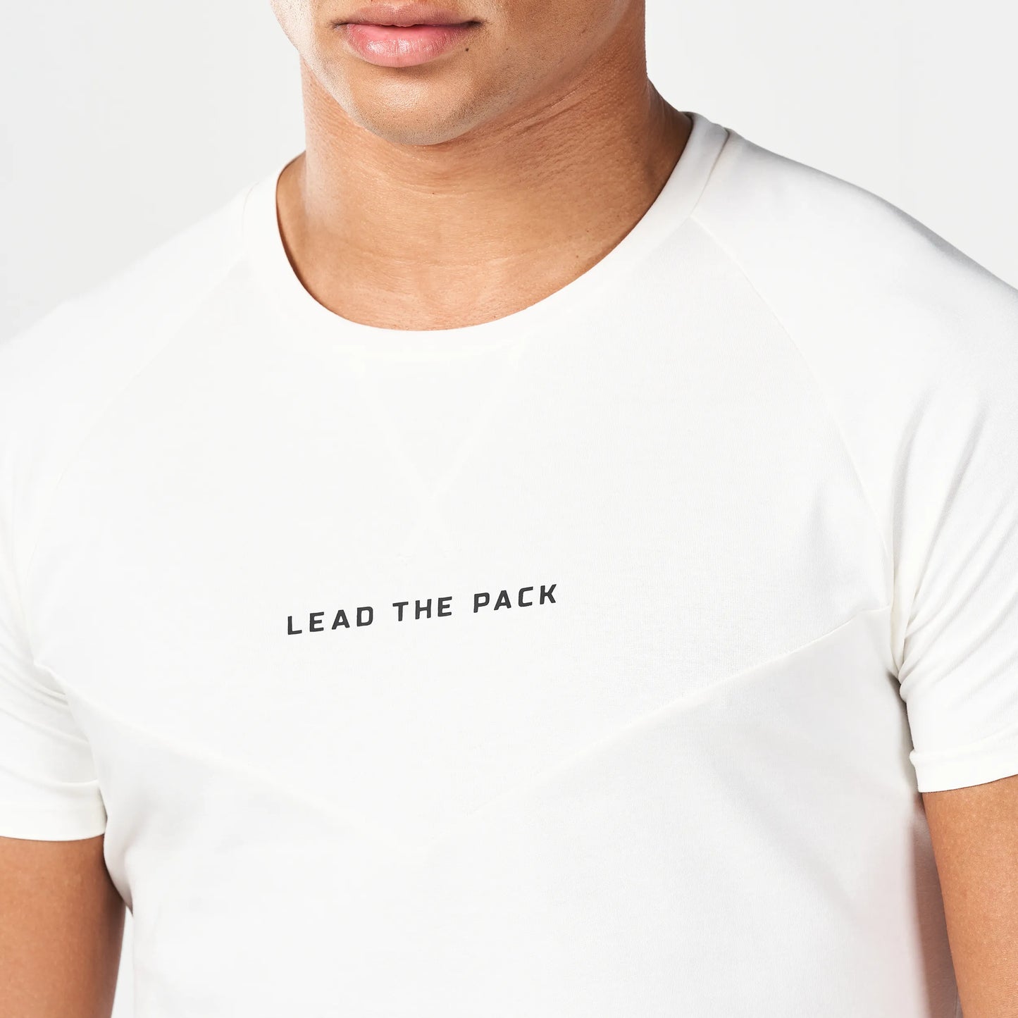 ستيتمنت تيشيرت 2.0 - أبيض لؤلؤي