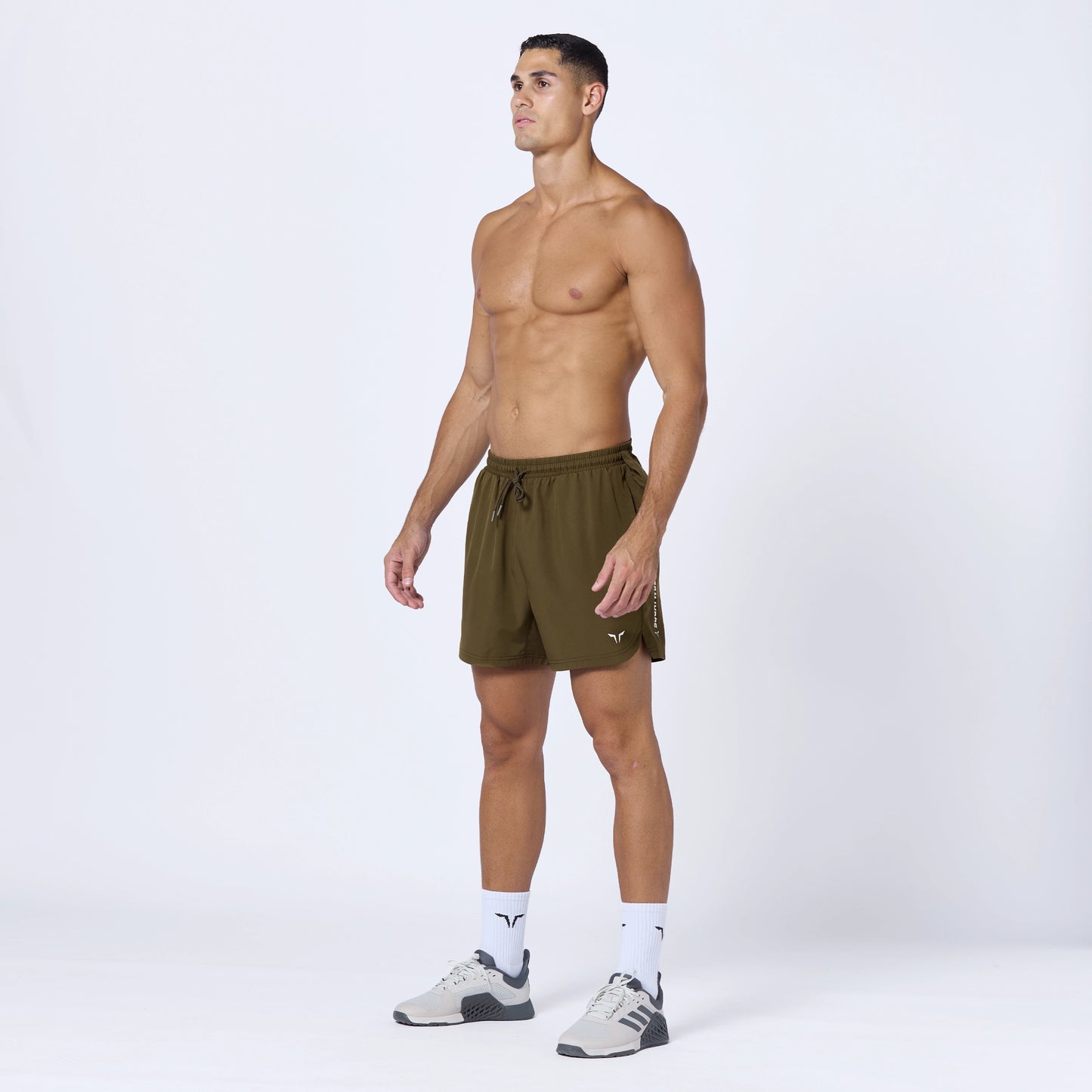 شورت فاونديشن 5"- زيتوني داكن