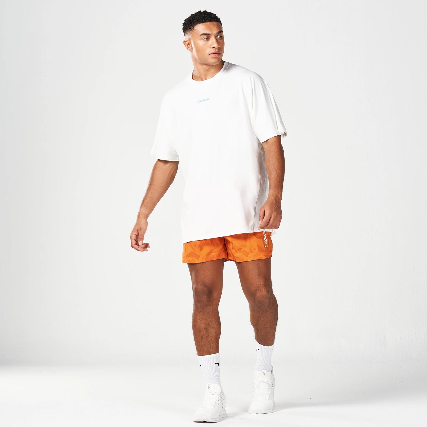 Oversized Pump Cover T-shirt Canal Blue Edition - Pearl White