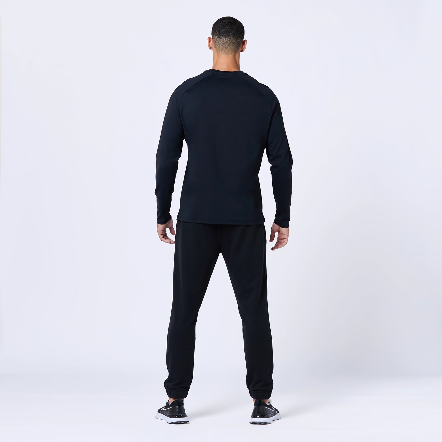 Essential Active Full Sleeves T-shirt - Black