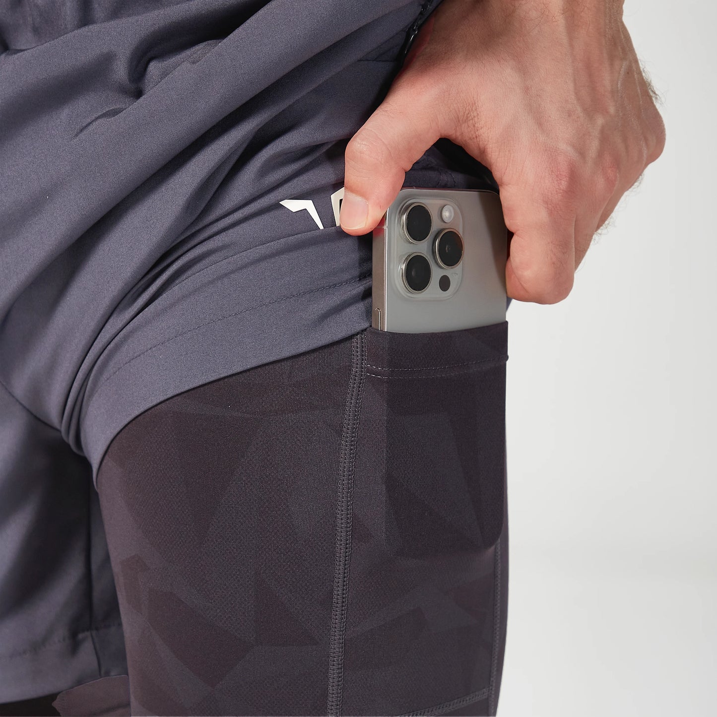 Limitless 2-in-1 7" Shorts - Ebony