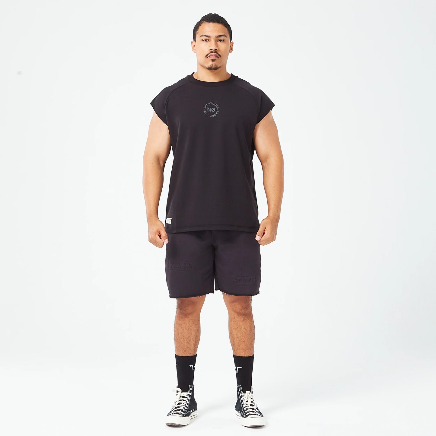 تيشيرت قولدن إيرا ثروباك - أسود