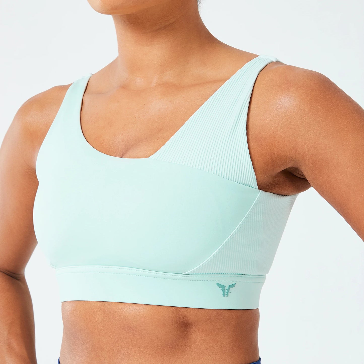 حمالة صدر كود جليتش بتصميم غير متماثل - سماوي فاتح