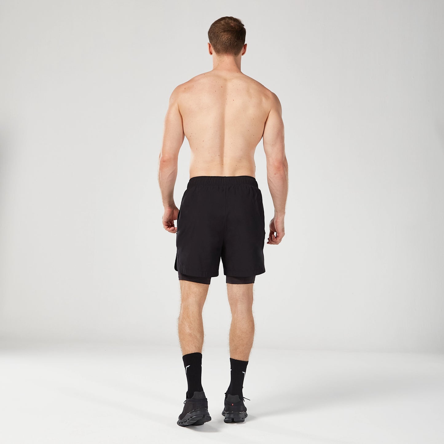 شورت ليميتليس 2 في 1 7" - أسود 