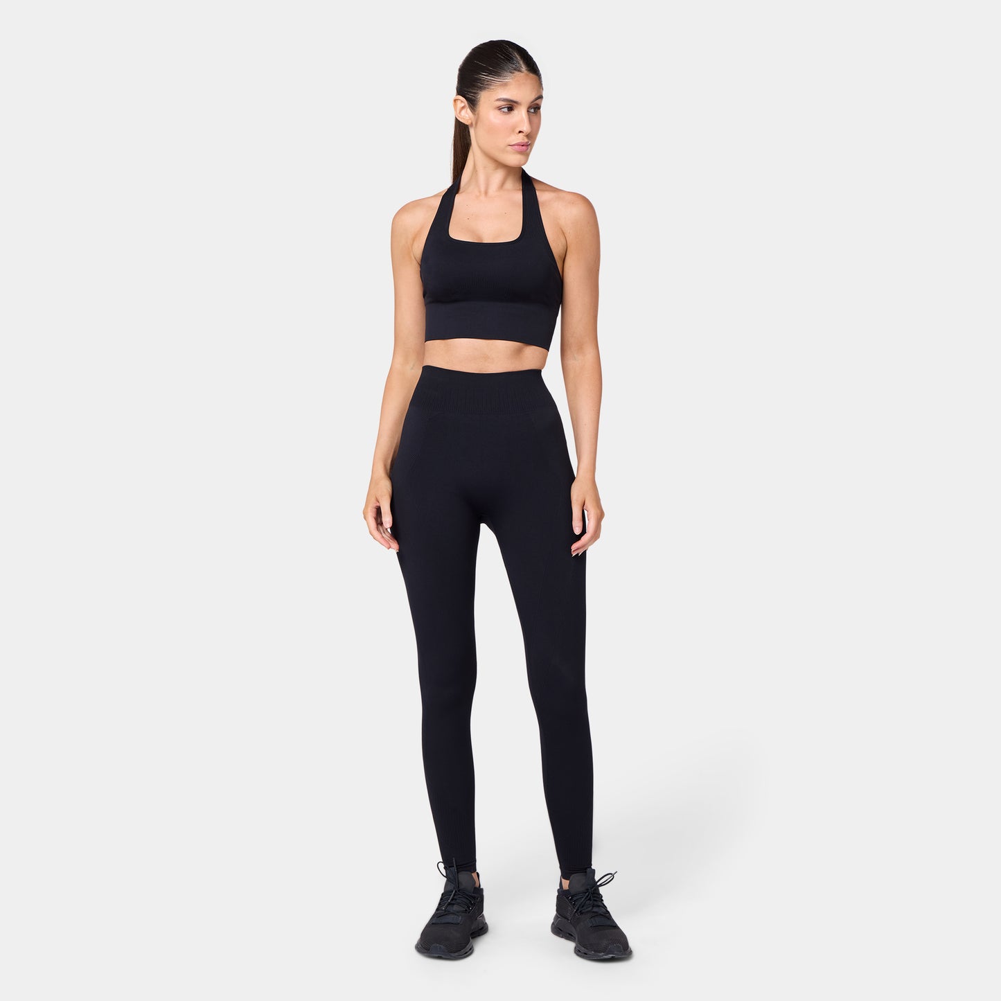 Seamless Contour Halter Brami - Black