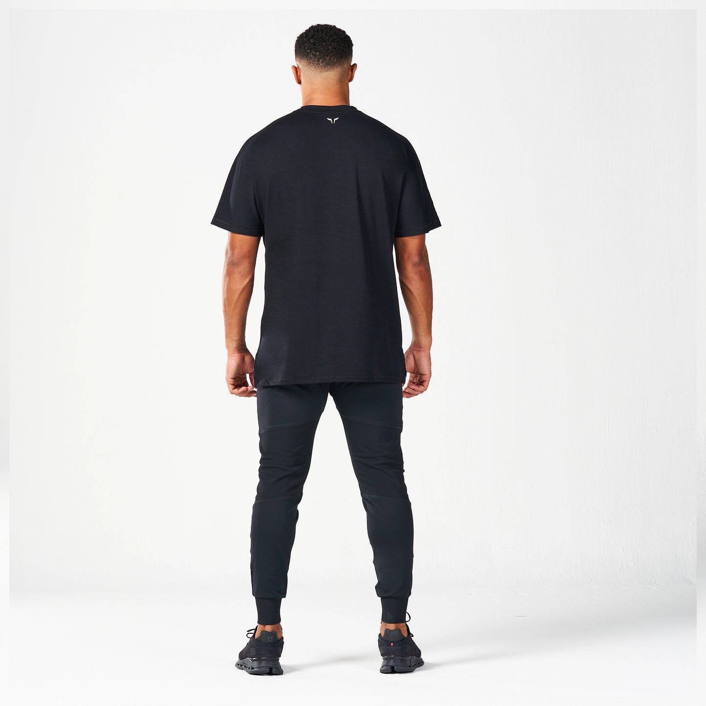 Oversized Pump Cover T-shirt - Black