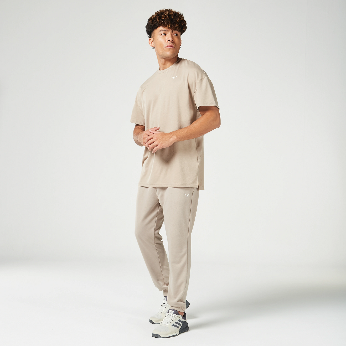 تيشيرت ايسينشال فضفاض - ترابي