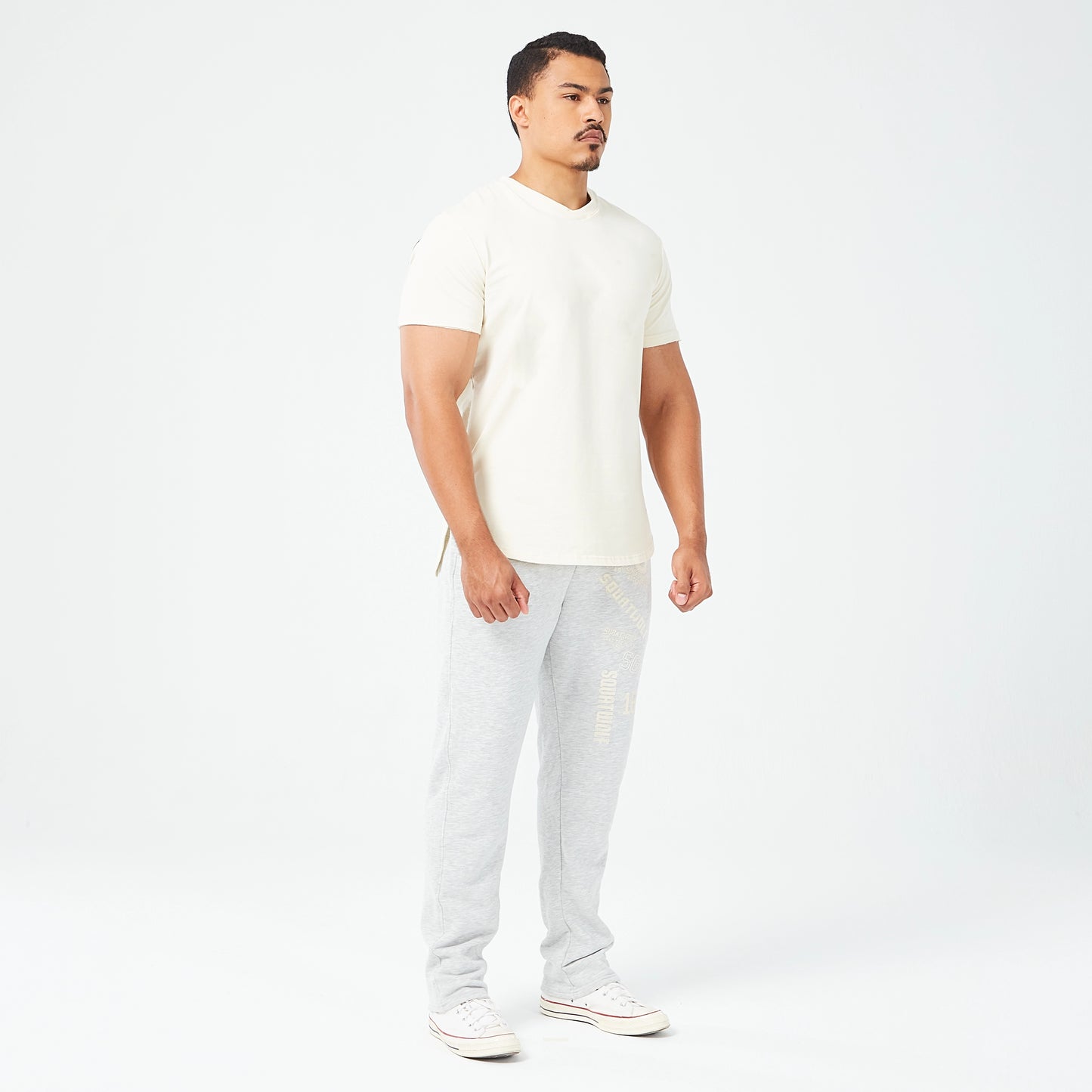  جولدن إيرا فريش ليجاسي تيشيرت ضيق إصدار شعار أسود  - سكري