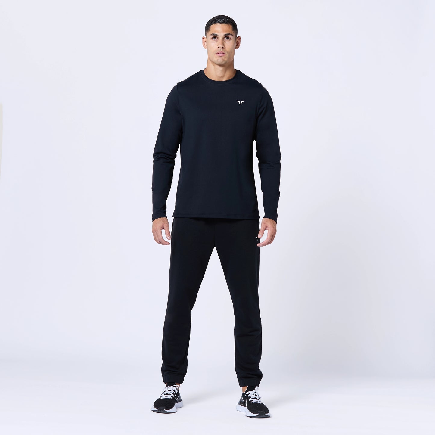 Essential Active Full Sleeves T-shirt - Black