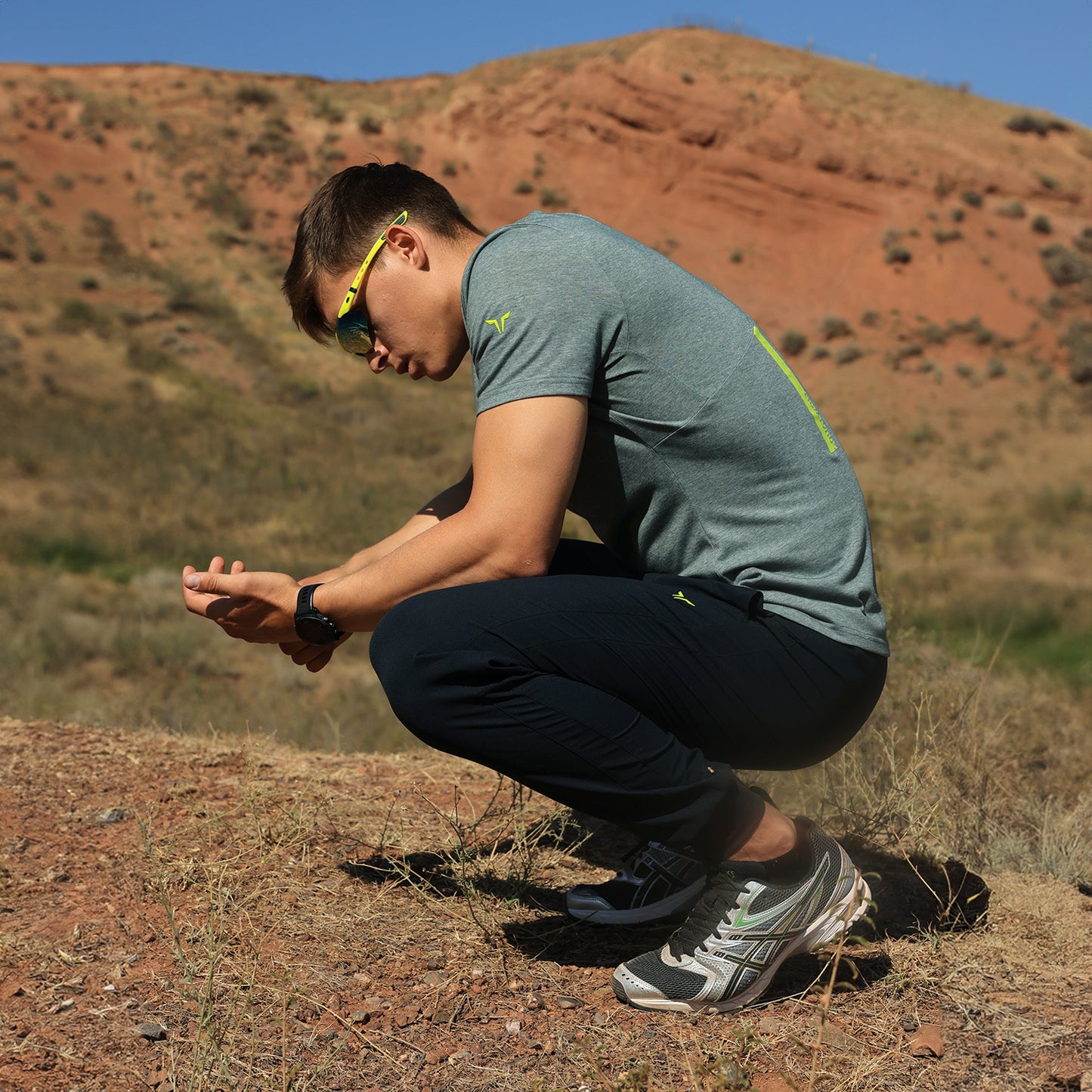 نيوتك تيشيرت آكت دراي® بأكمام قصيرة - فستقي مارل