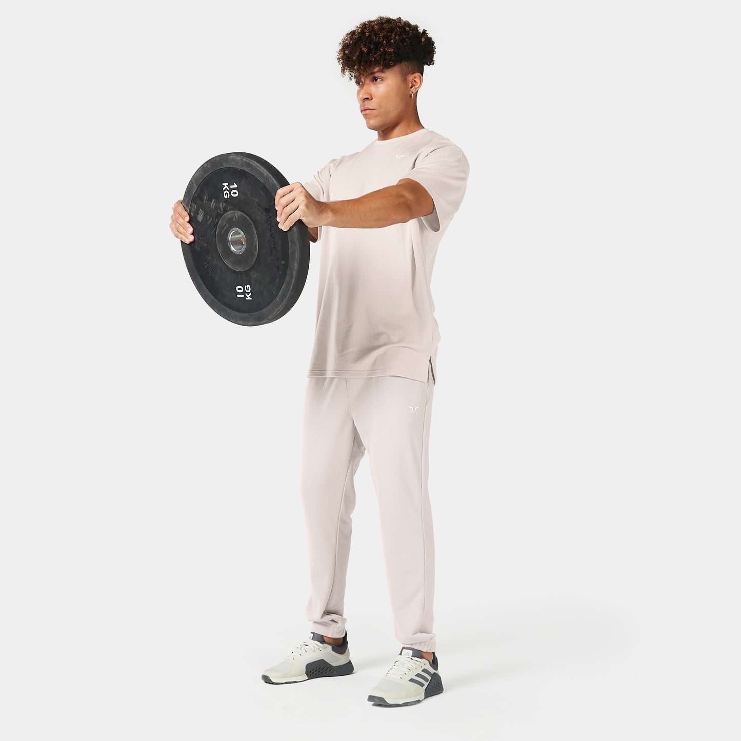 ايسينشال تيشيرت فضفاض - فضي مطفي