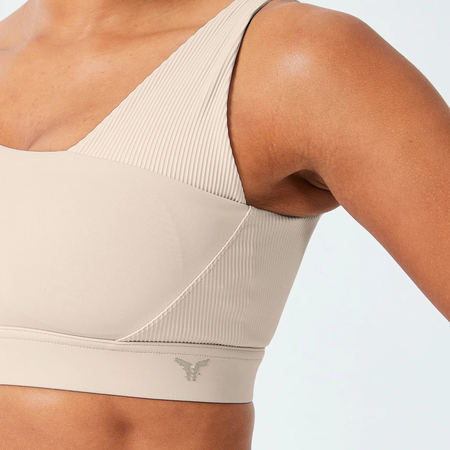 حمالة صدر كود جليتش بتصميم غير متماثل - ترابي