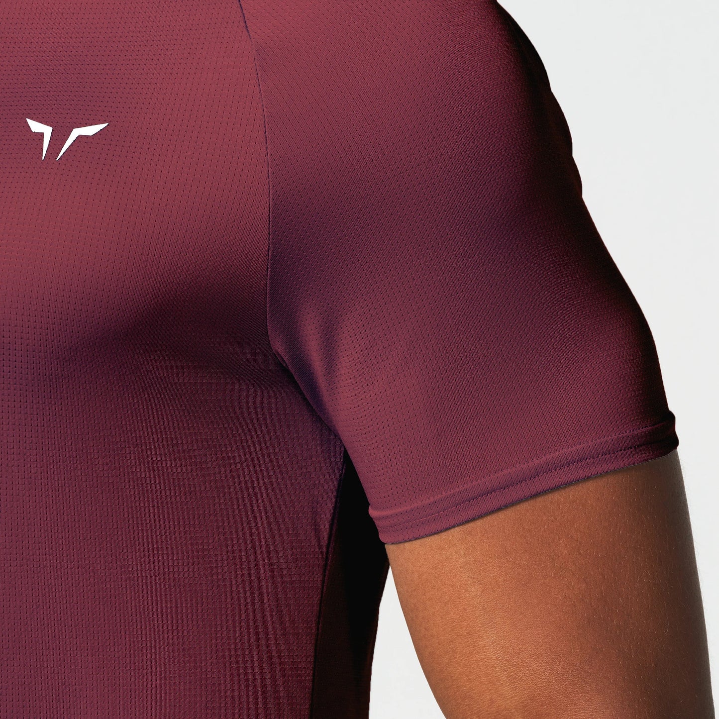 Core Mesh T-shirt 2.0 - Burgundy