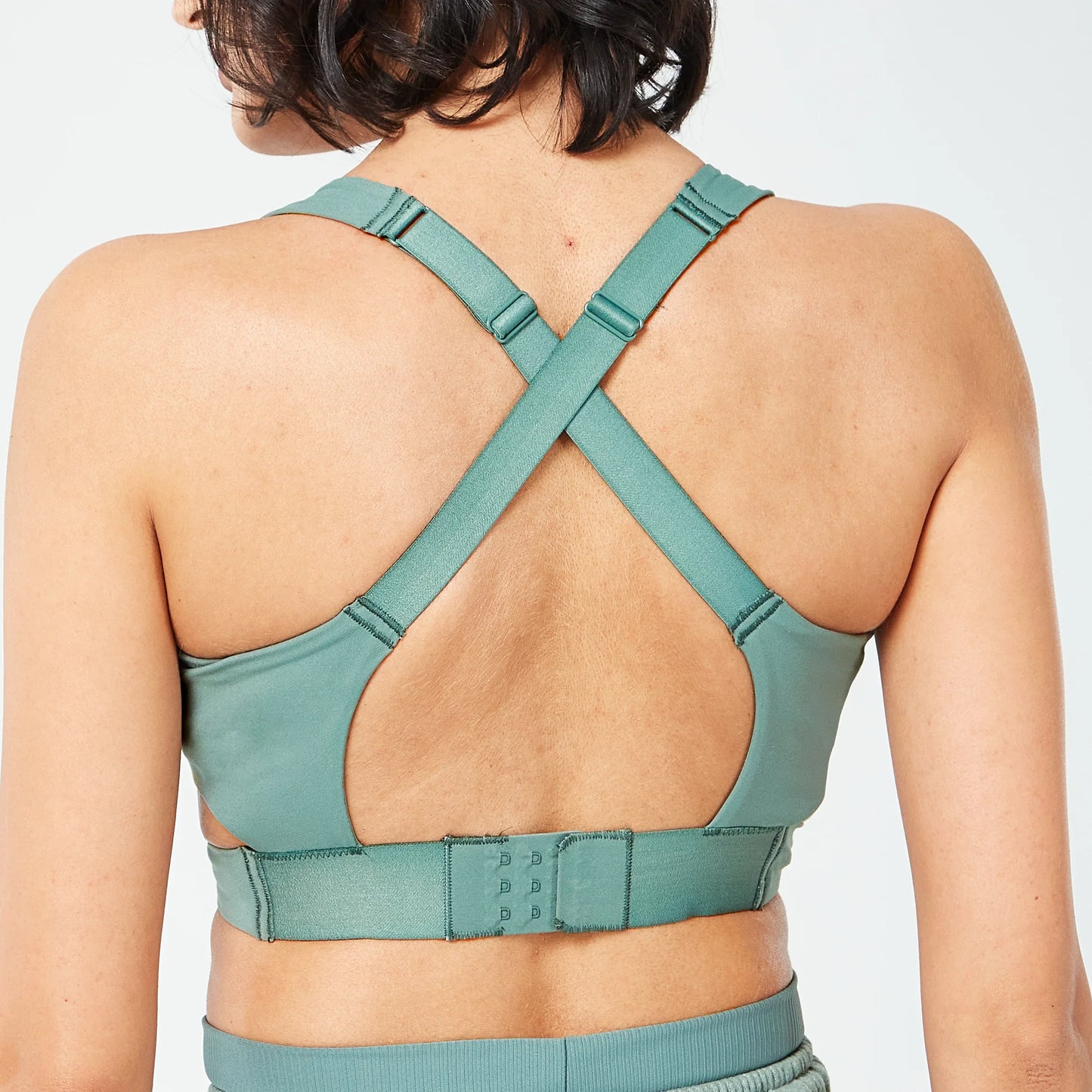 بلوزة بنمط حمالة صدر ريتروجراد كريس كروس - أخضر غامق