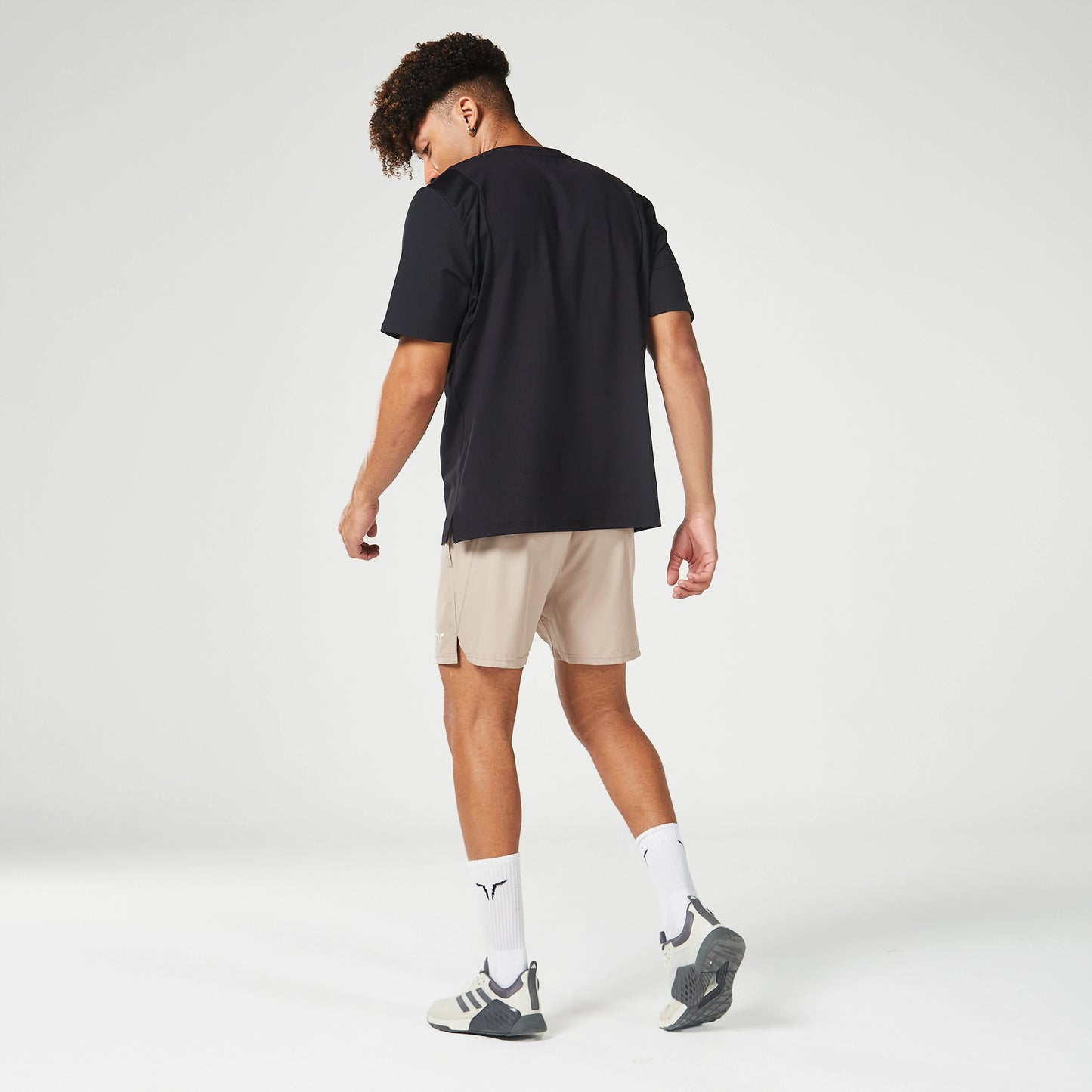  تيشرت ايسينشال جيم - أسود