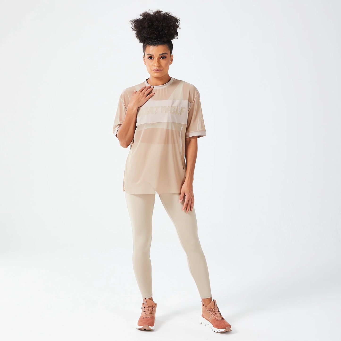 تيشيرت جليتش من قماش شبكي - ترابي