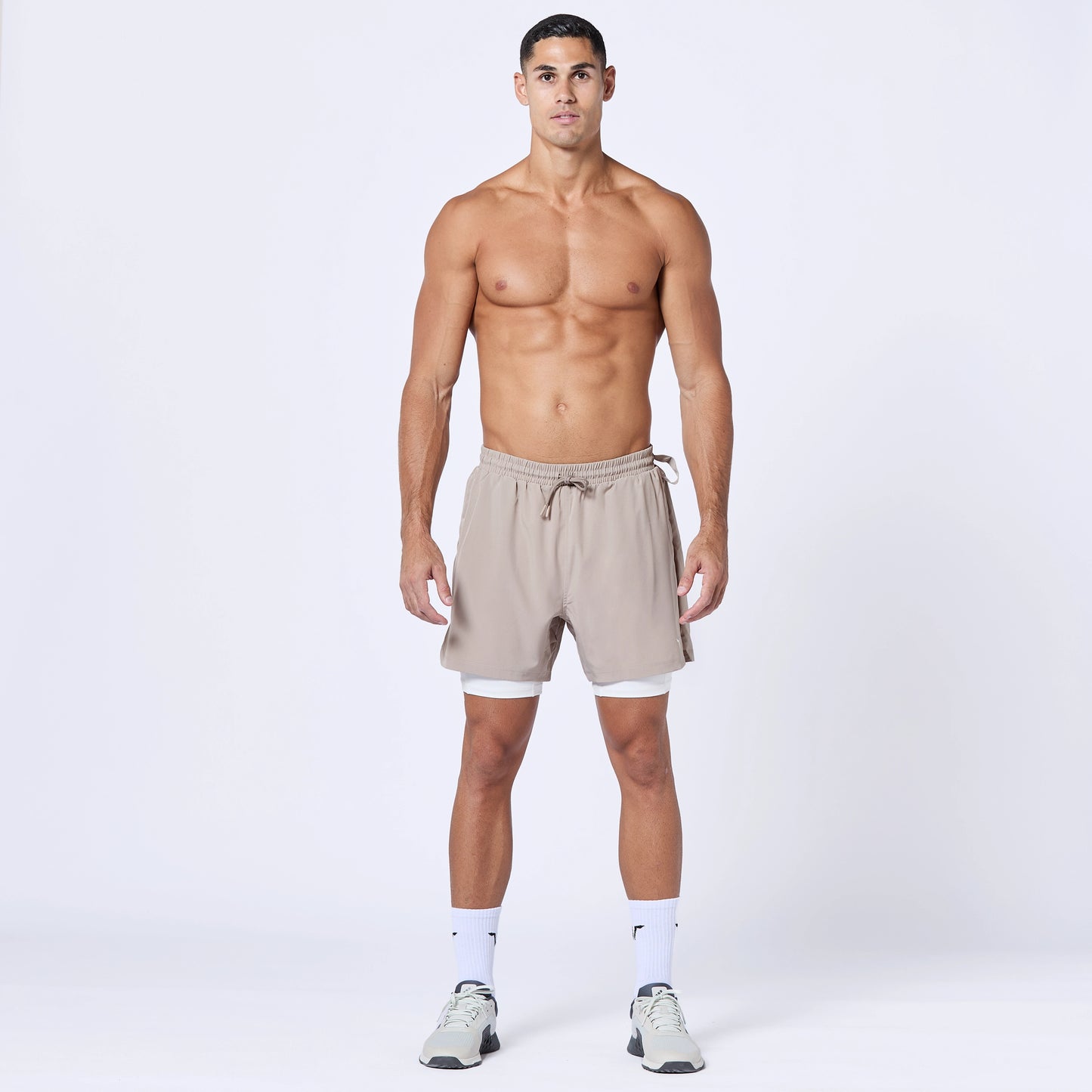 شورت فاونديشن 5" 2 في 1 - ترابي