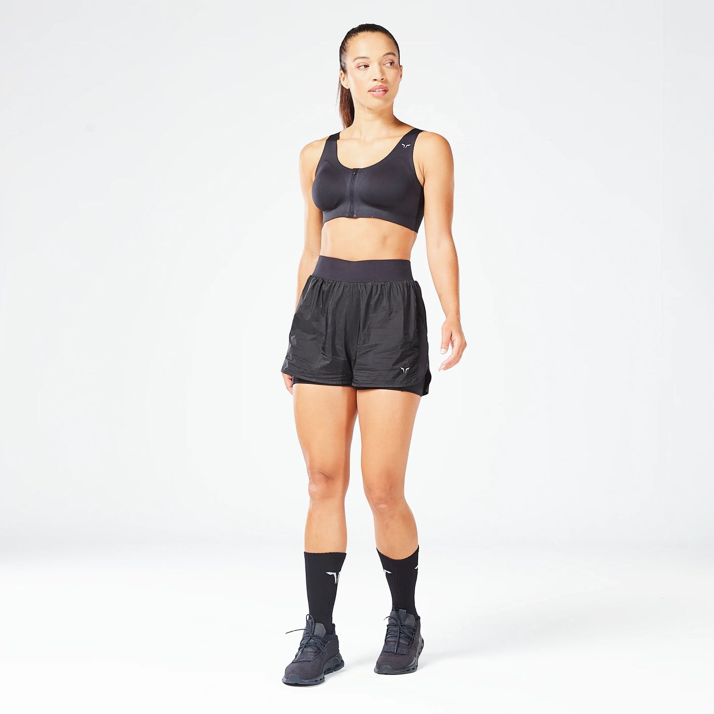 حمالة صدر بيرفورمانس لاب °360 بسحاب - أسود