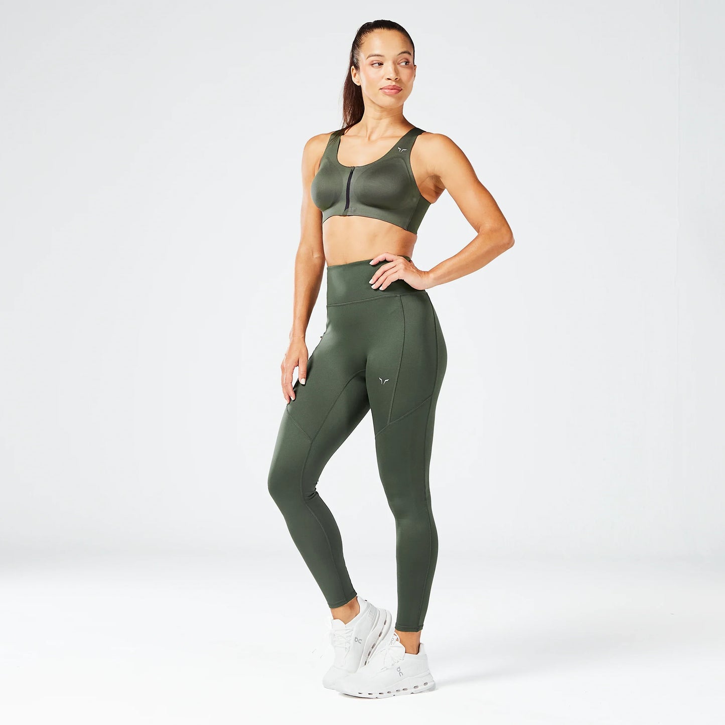 حمالة صدر بيرفورمانس لاب °360 بسحاب - أخضر عشبي