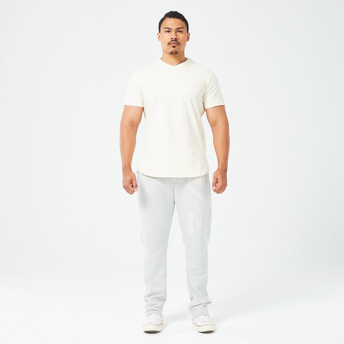  جولدن إيرا فريش ليجاسي تيشيرت ضيق إصدار شعار أسود  - سكري