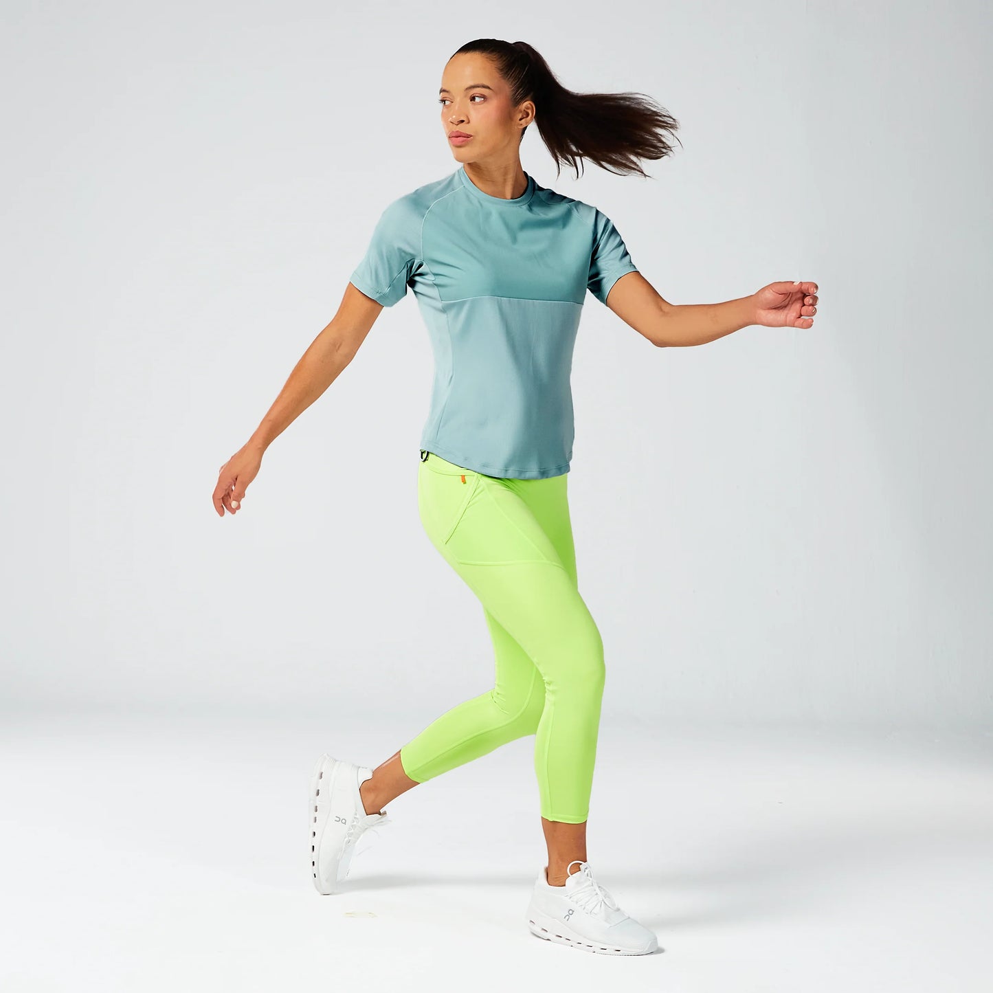 تيشيرت لاب °360 باور - رمادي مطفي