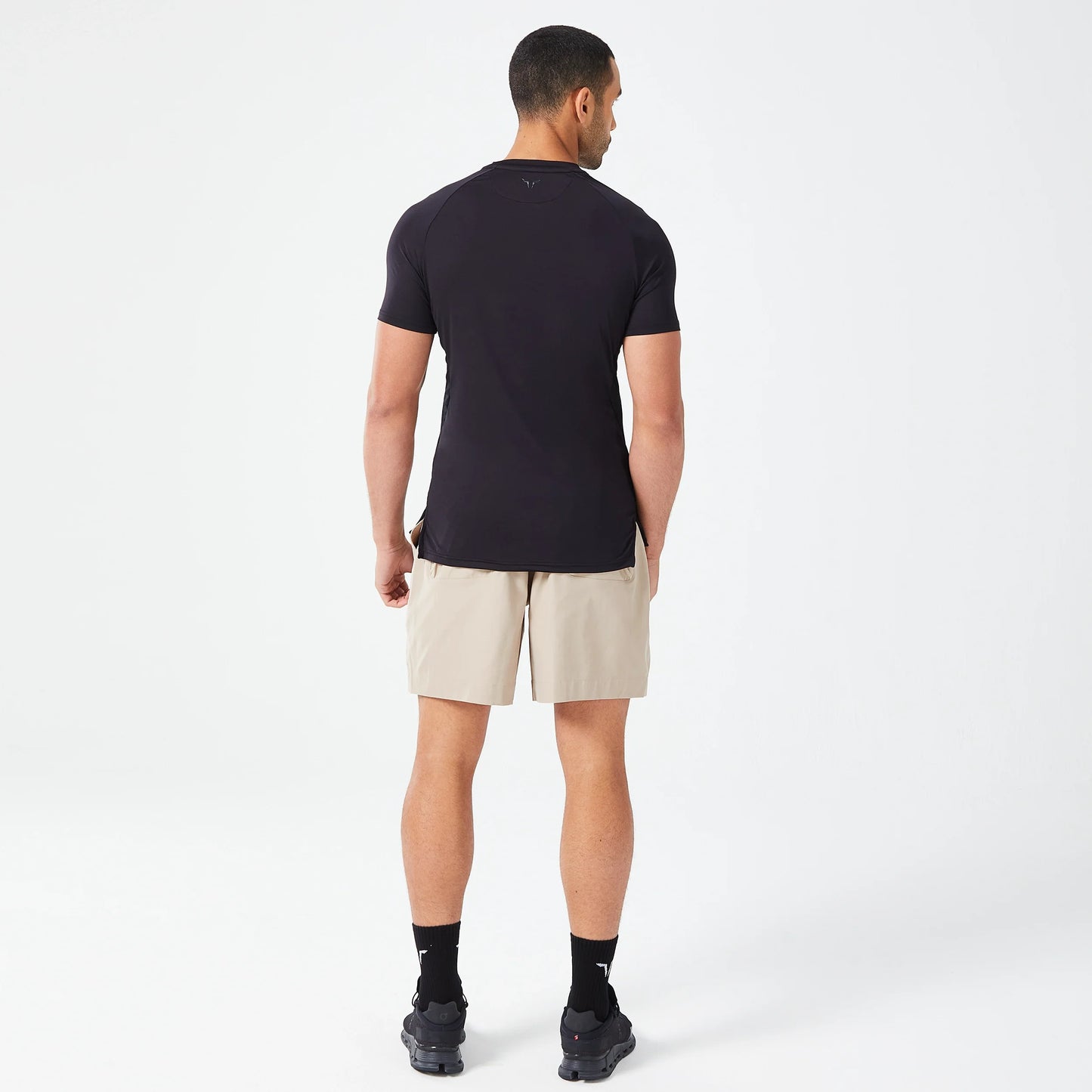 تيشيرت موشن - أسود