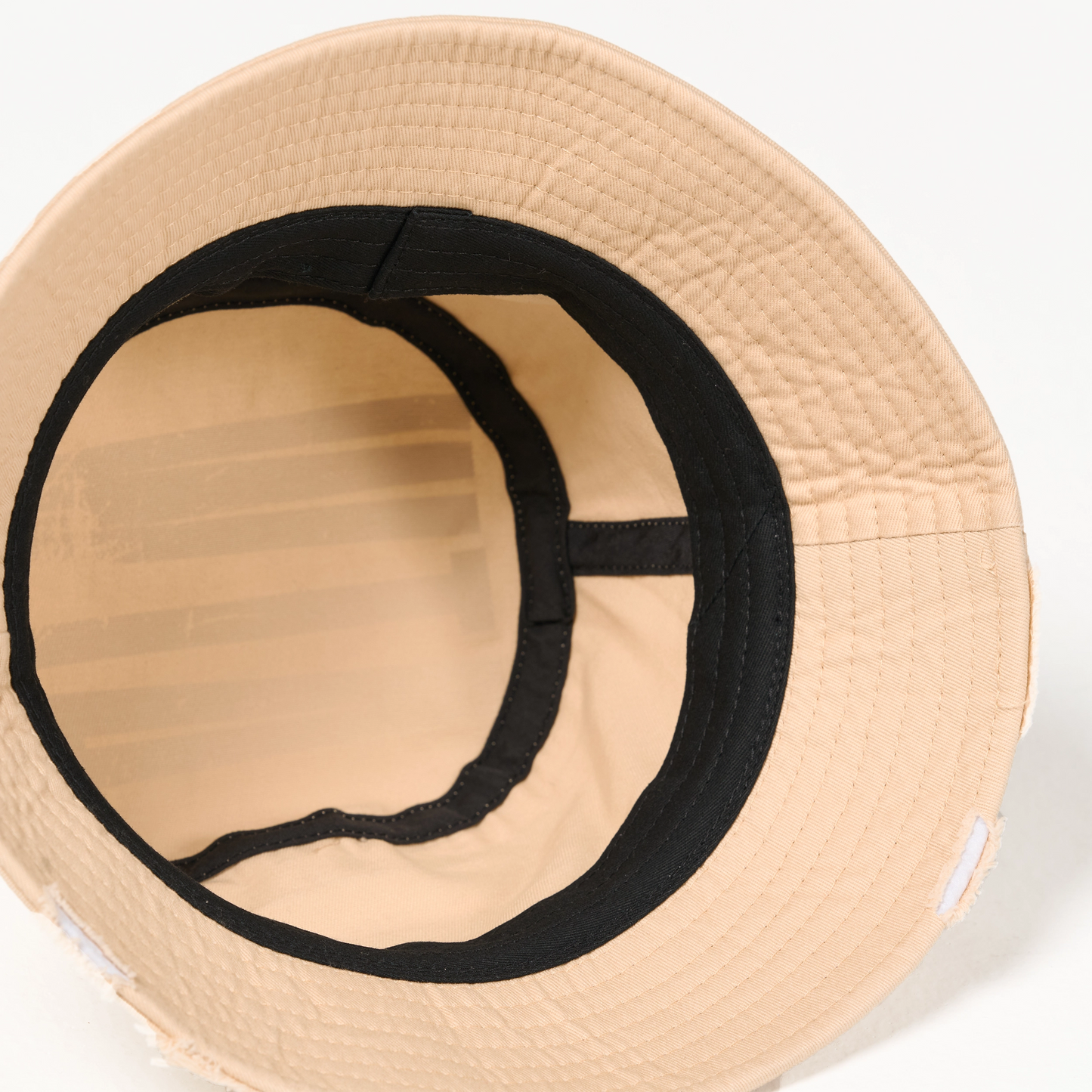 قبعة دلو ريتروجرايد- سكري داكن