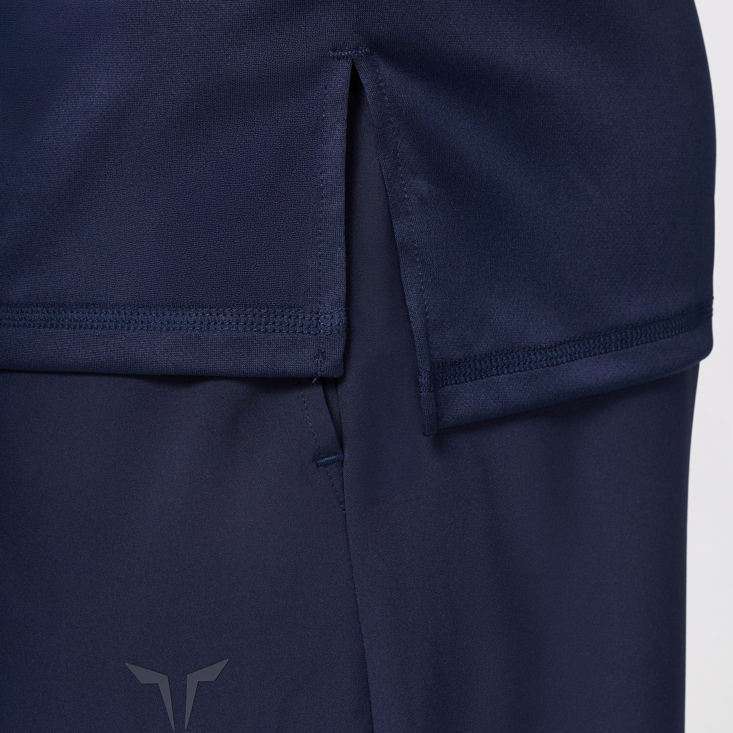 كونتراست تيشيرت -  كحلي