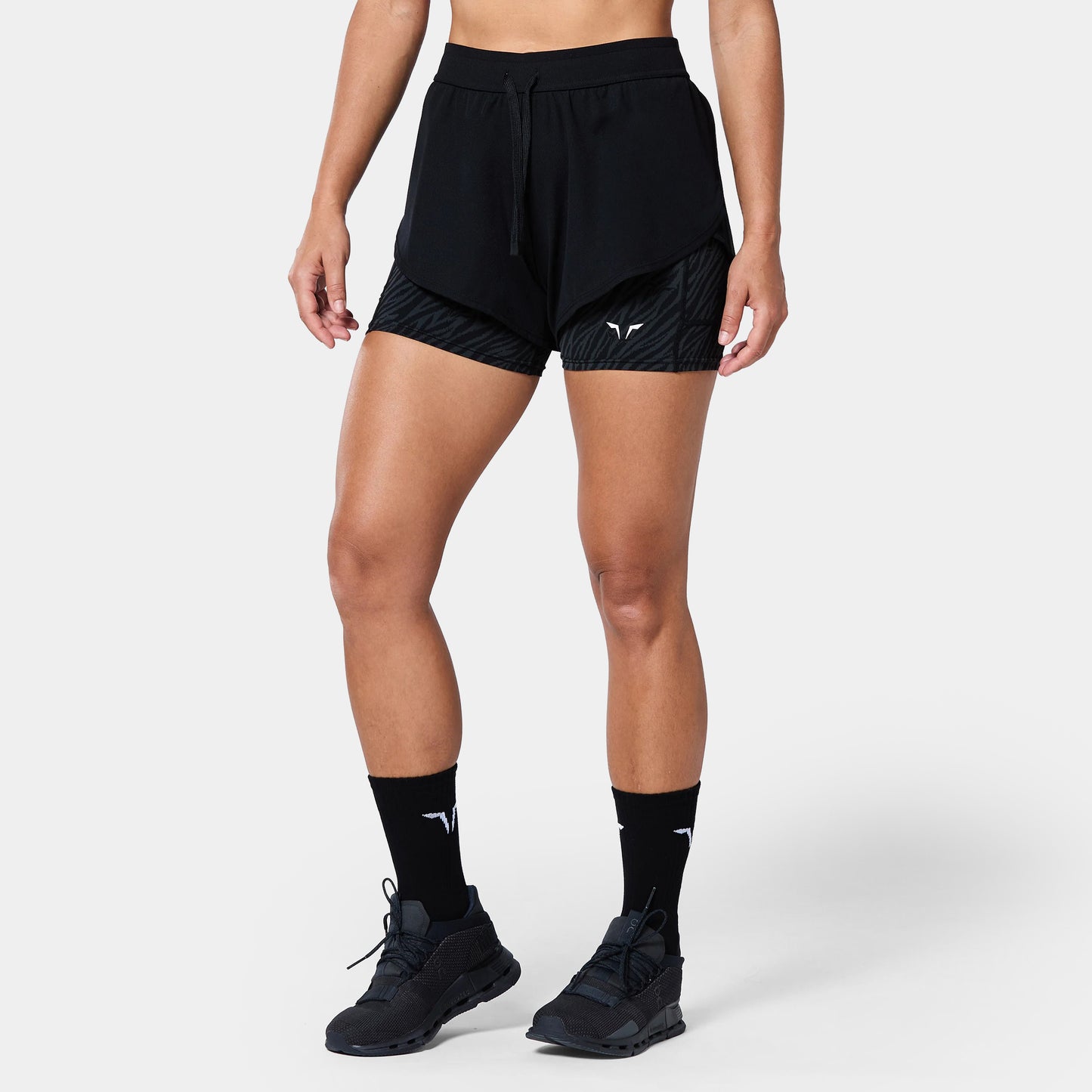  بادل كور شورت - طبعة سوداء